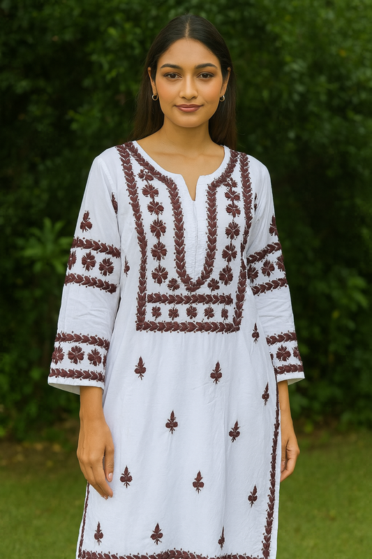 Mehroon n White Kurti