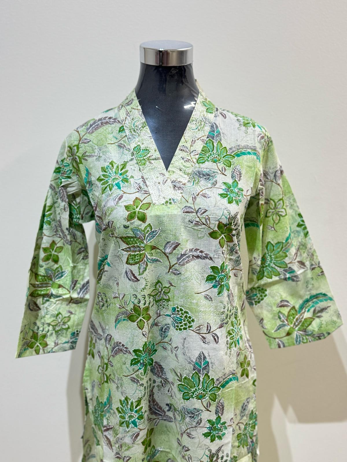 Niraah Kurti