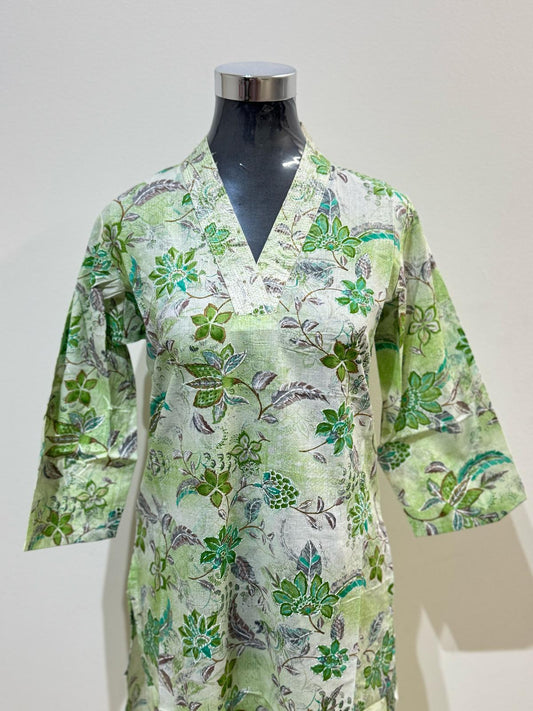 Niraah Kurti
