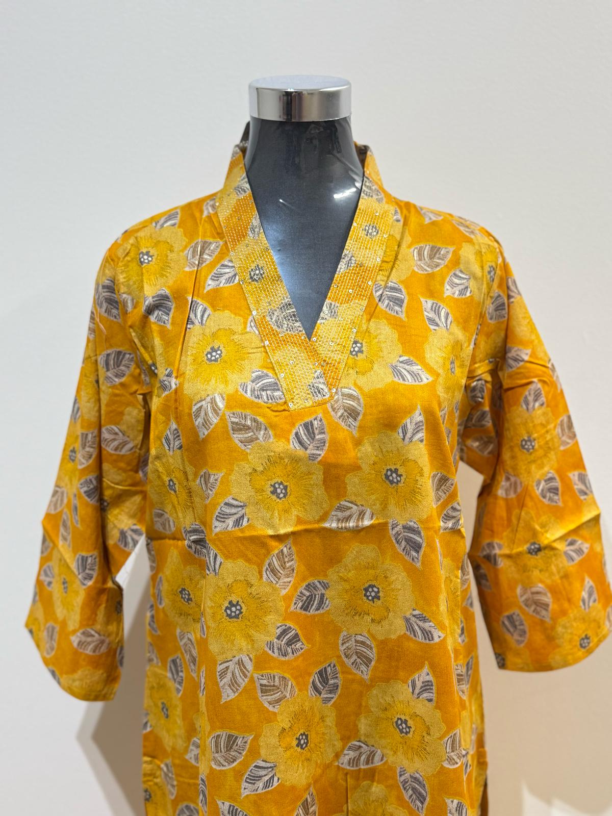 Nazraa Kurti