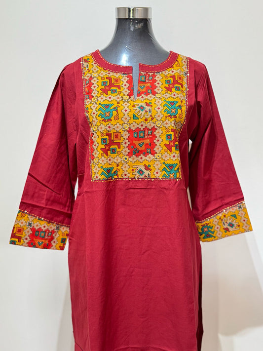 Aabha Kurti