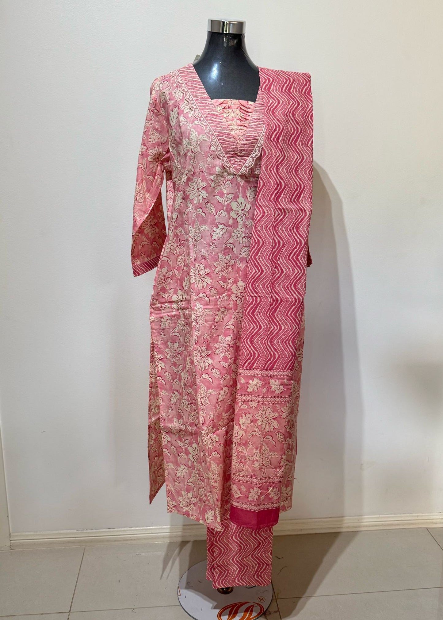 Noor-e-Nazakat Suit