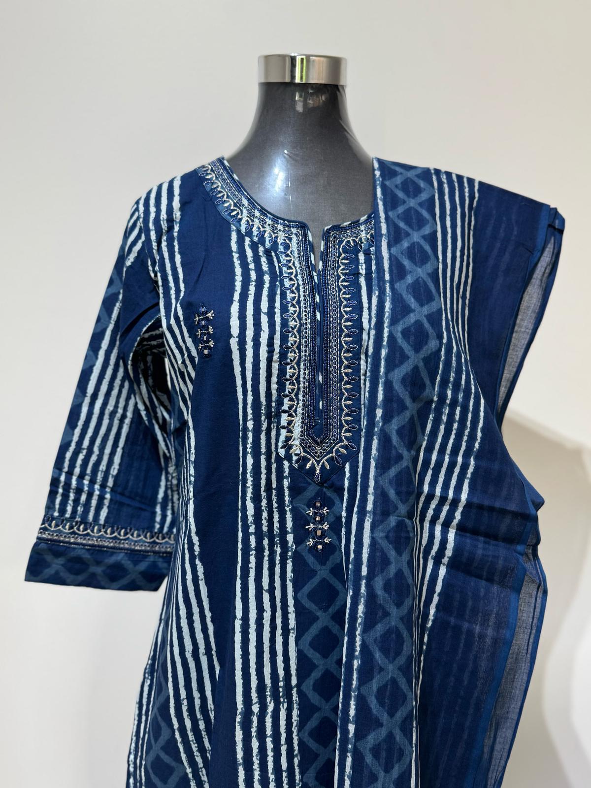 Riwaayat Suit Set