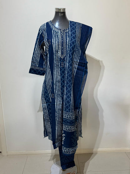 Riwaayat Suit Set