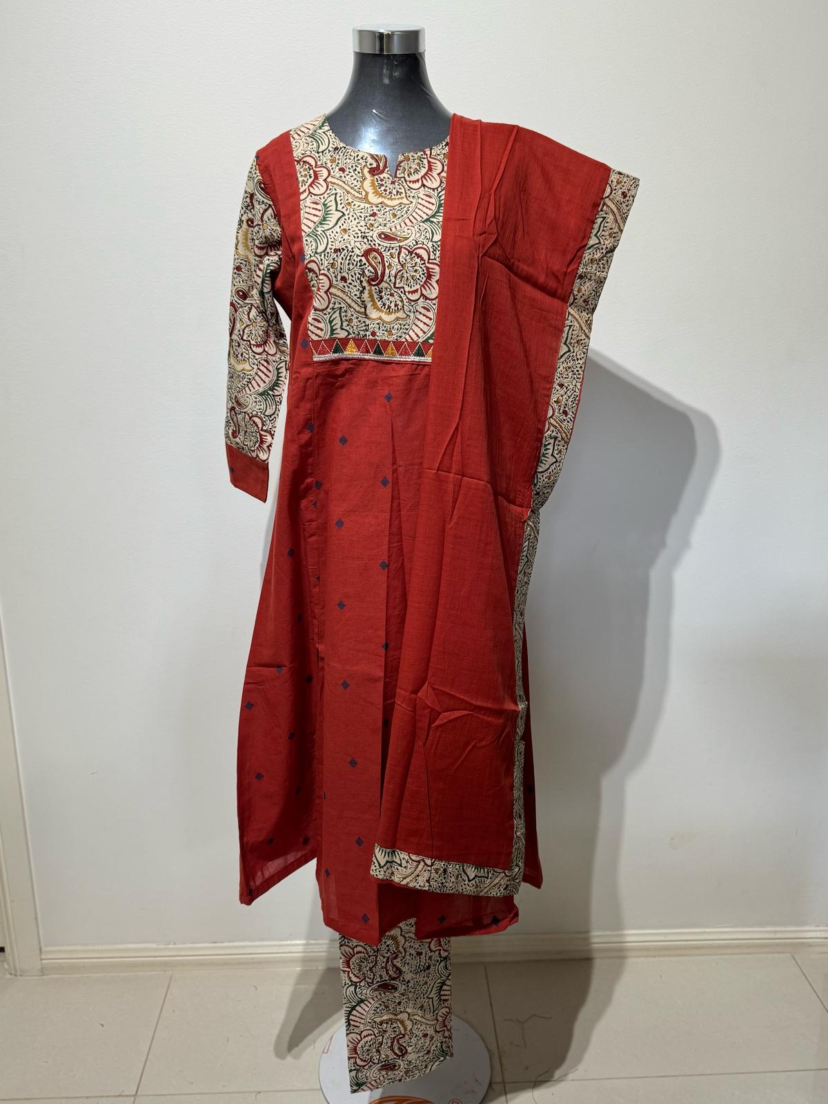 Saanjh Suit Set
