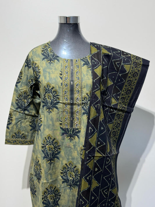 Green Solace Printed Suit Set
