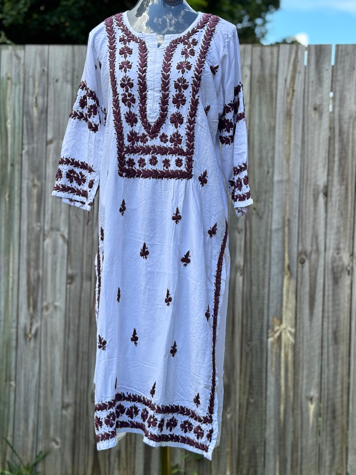 Mehroon n White Kurti